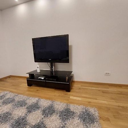 La Luna - Free Private Parking Saraybosna Dış mekan fotoğraf